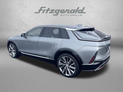 2024 Cadillac LYRIQ Luxury 3