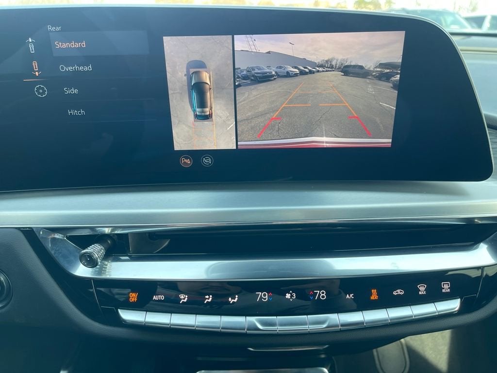 2024 Cadillac LYRIQ Luxury 3