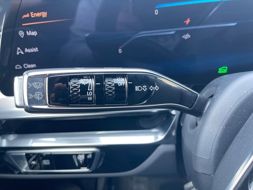 2024 Cadillac LYRIQ Luxury 3