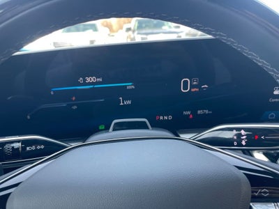 2024 Cadillac LYRIQ Luxury 3