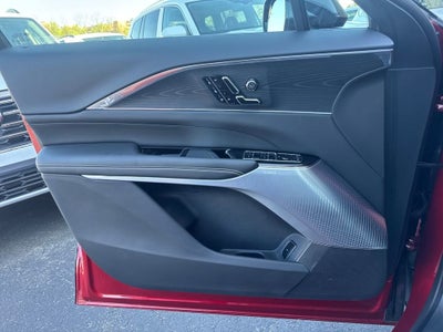 2024 Cadillac LYRIQ Luxury 3