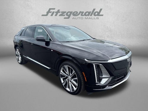 2025 Cadillac LYRIQ Luxury 3