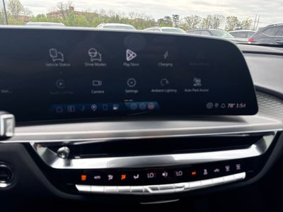 2025 Cadillac LYRIQ Luxury 3