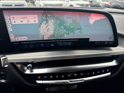 2025 Cadillac LYRIQ Luxury 3