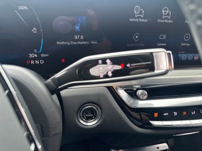2025 Cadillac LYRIQ Luxury 3