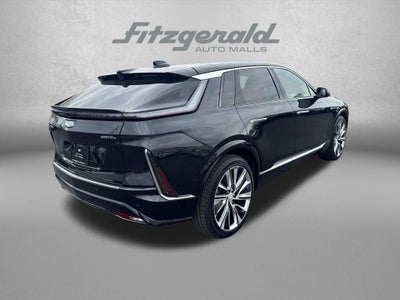 2025 Cadillac LYRIQ Luxury 3