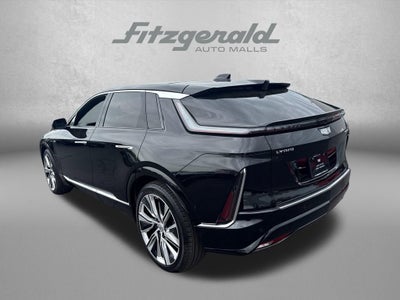 2025 Cadillac LYRIQ Luxury 3