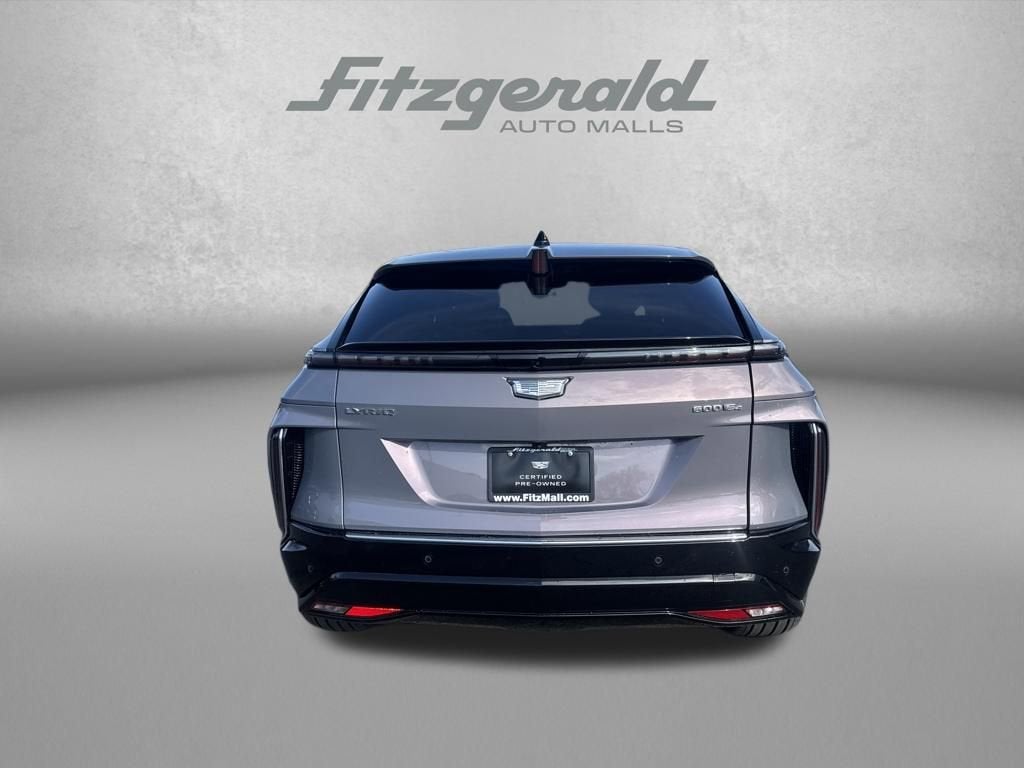 2025 Cadillac LYRIQ Luxury 3