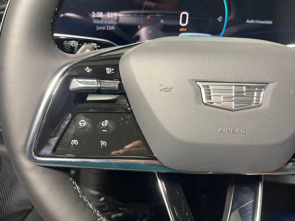 2025 Cadillac LYRIQ Sport 2