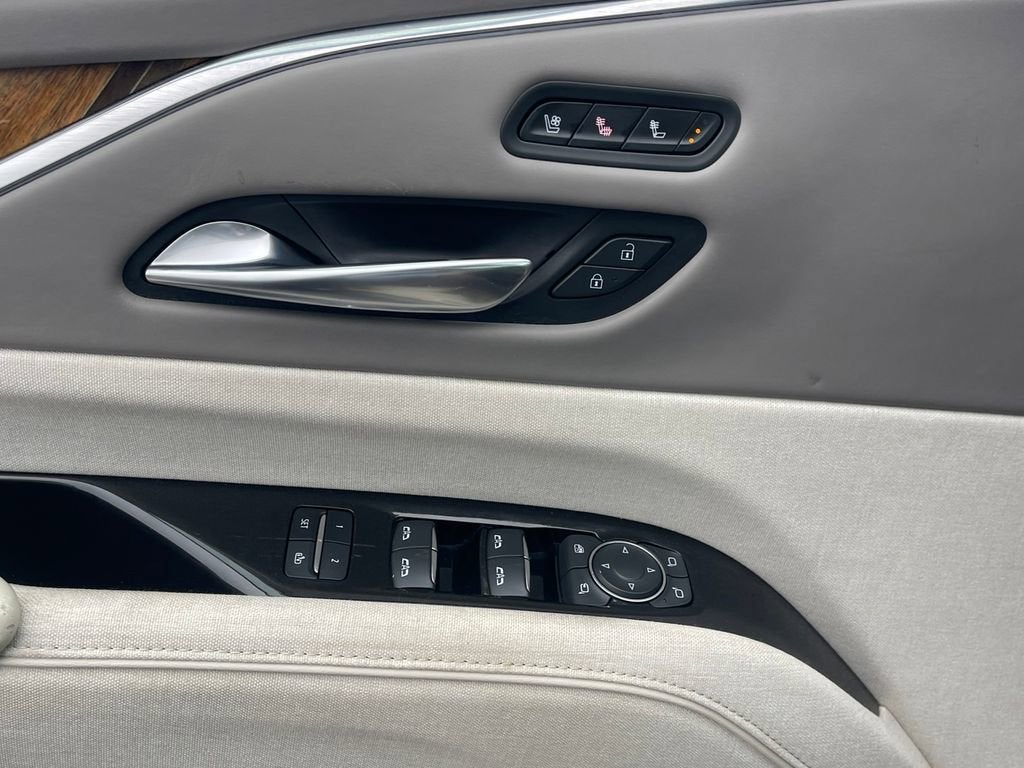 2021 Cadillac Escalade ESV Premium Luxury Platinum