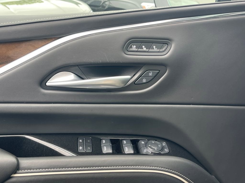 2024 Cadillac Escalade ESV Sport Platinum