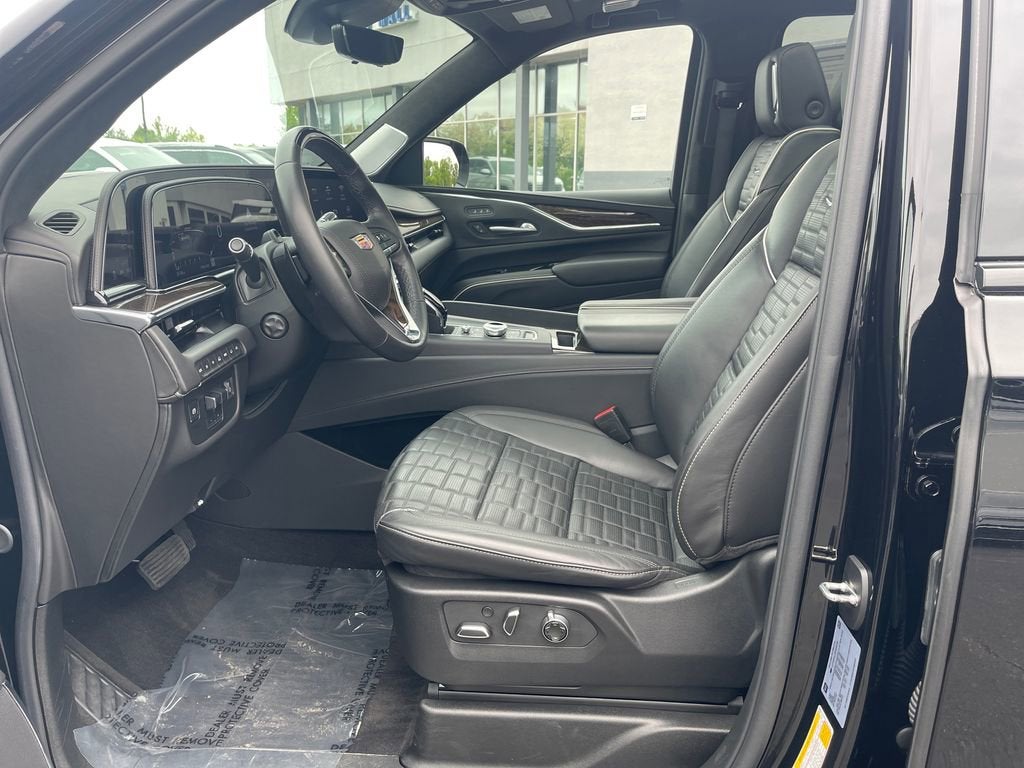 2024 Cadillac Escalade ESV Sport Platinum