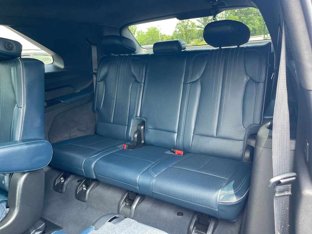 2025 Cadillac ESCALADE IQ Luxury 2
