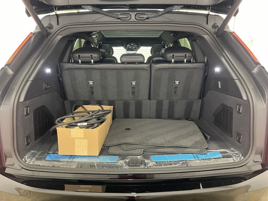 2025 Cadillac ESCALADE IQ Sport 1