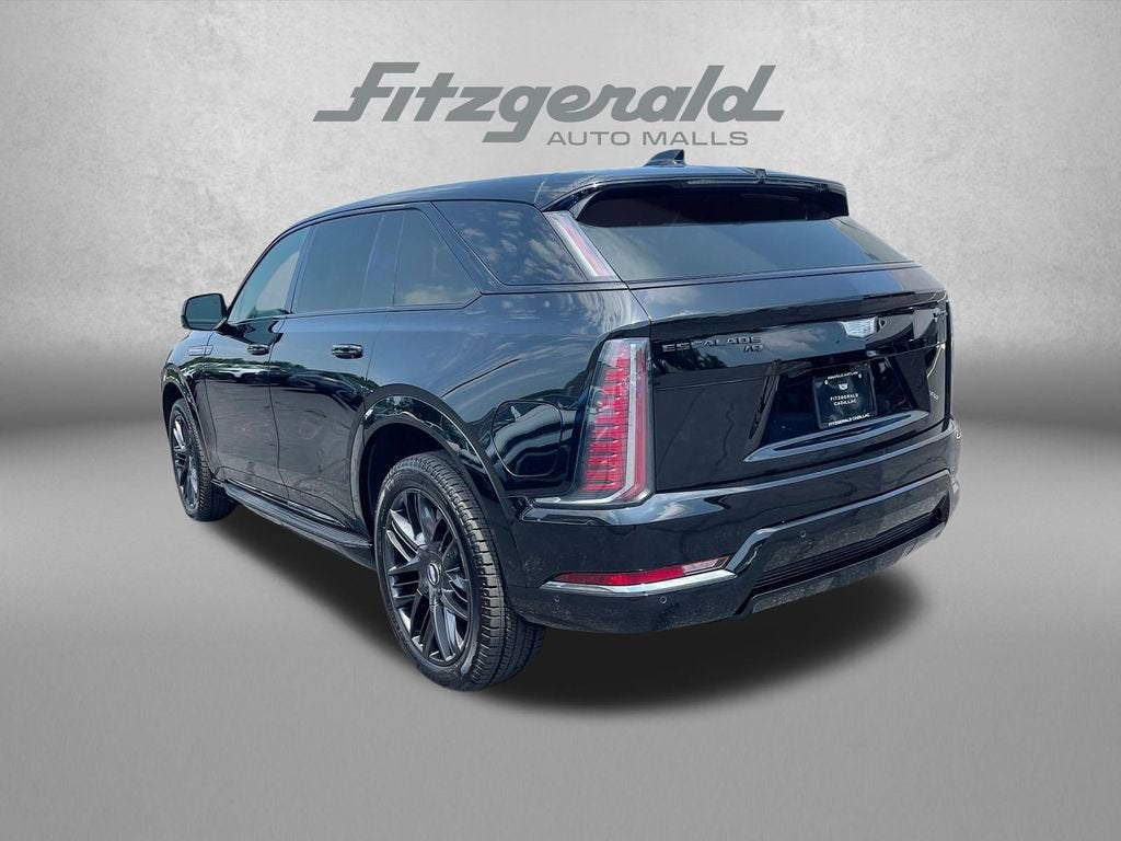 2025 Cadillac ESCALADE IQ Sport 1