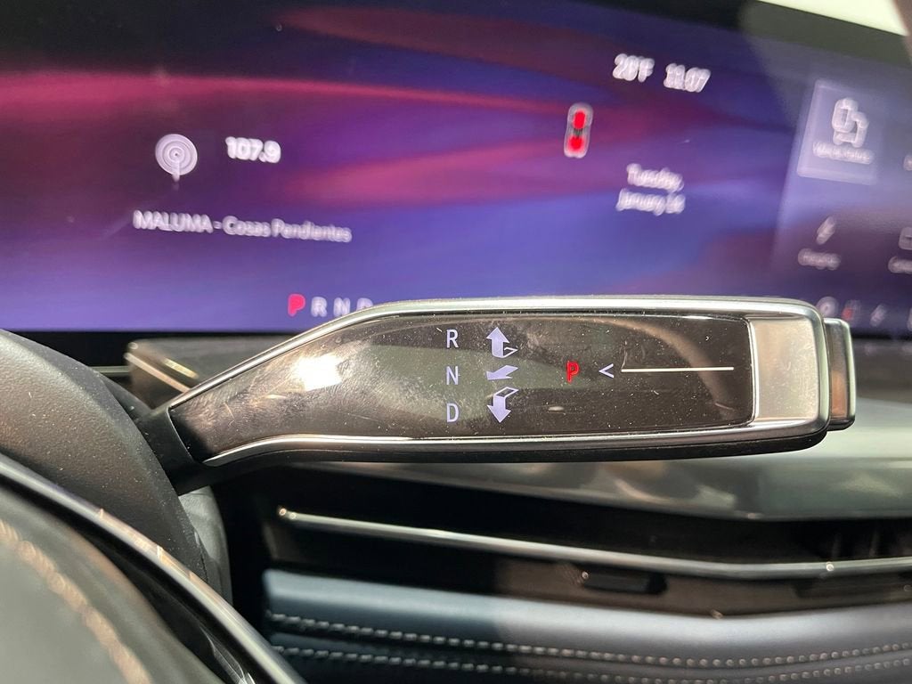 2025 Cadillac ESCALADE IQ Sport 2