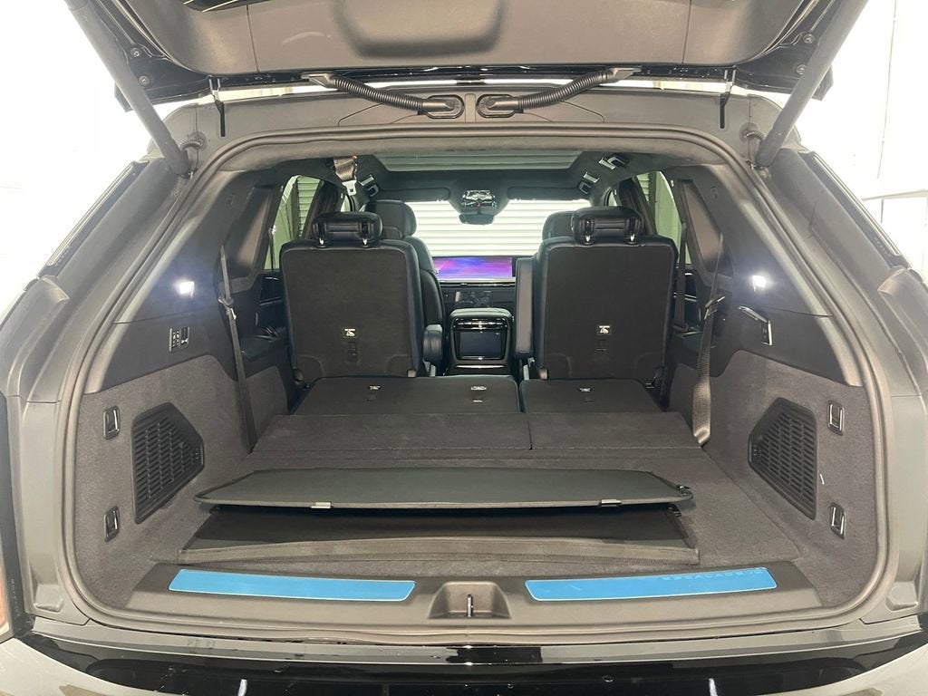 2025 Cadillac ESCALADE IQ Sport 2