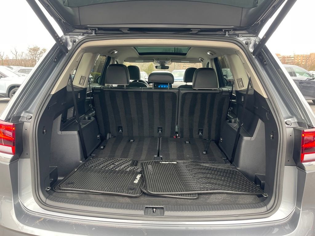 2025 Volkswagen Atlas 2.0T SEL Premium R-Line