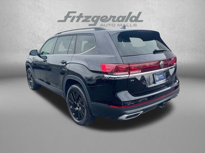 2025 Volkswagen Atlas 2.0T SE w/Technology