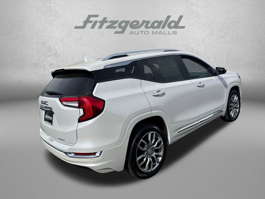 2023 GMC Terrain Denali