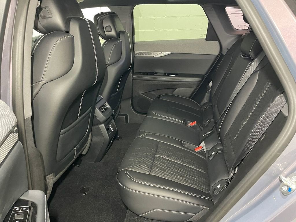 2026 Cadillac OPTIQ Premium Luxury