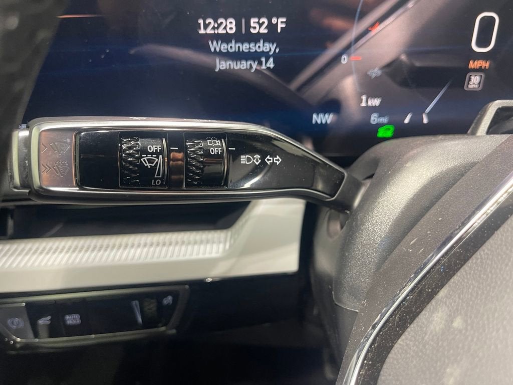 2026 Cadillac OPTIQ Premium Luxury