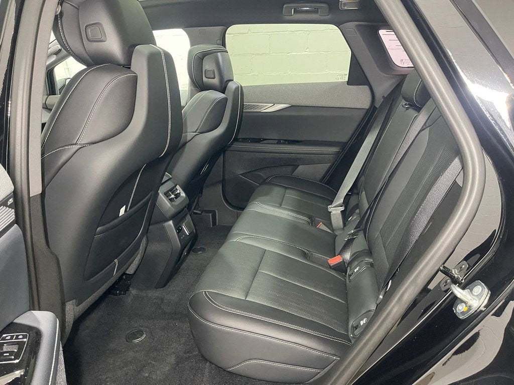 2026 Cadillac OPTIQ Premium Luxury