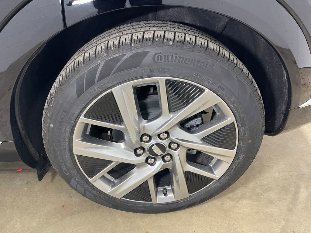 2026 Cadillac OPTIQ Premium Luxury