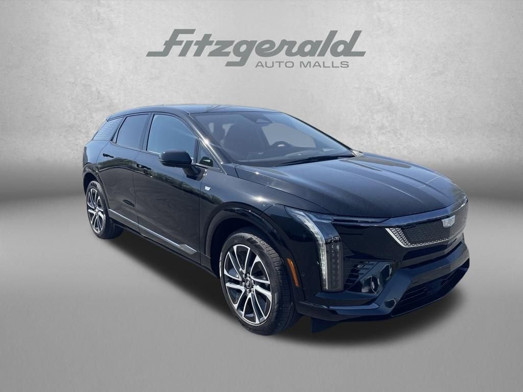 2025 Cadillac OPTIQ Sport 2