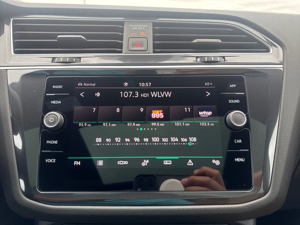 2024 Volkswagen Tiguan SE R-Line Black