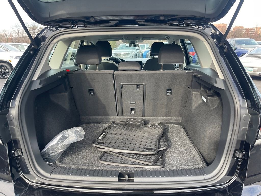 2025 Volkswagen Taos S