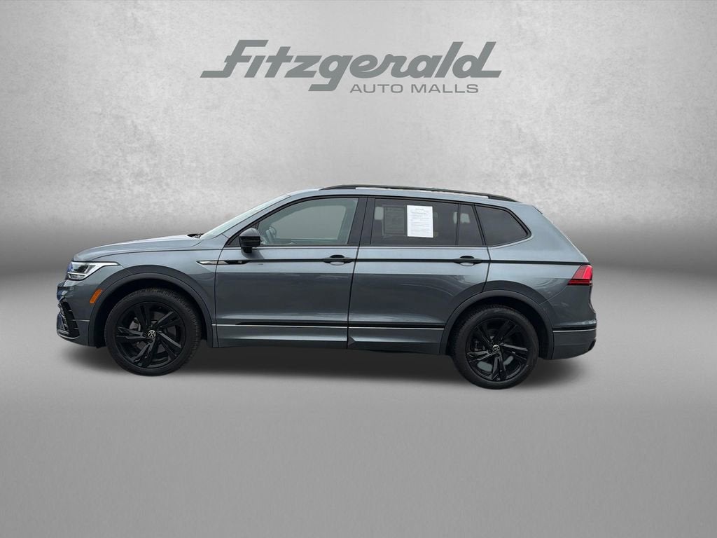 2024 Volkswagen Tiguan SE R-Line Black