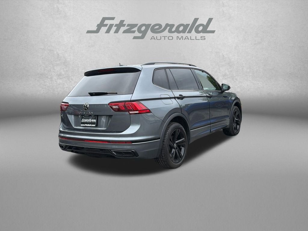 2024 Volkswagen Tiguan SE R-Line Black