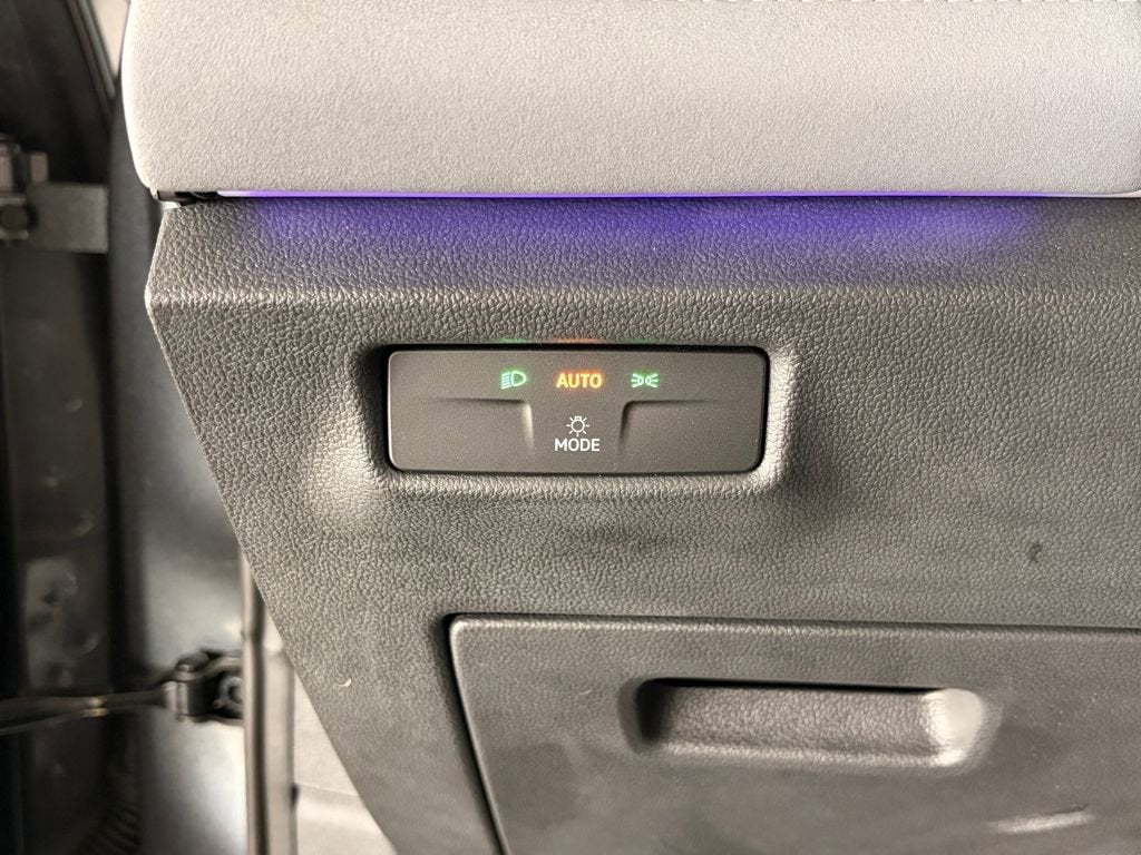 2025 Volkswagen Tiguan SE R-Line Black