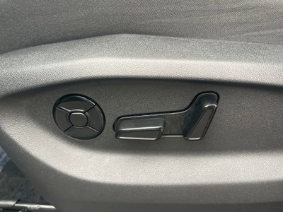 2025 Volkswagen Tiguan SE R-Line Black