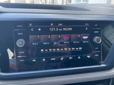 2024 Volkswagen Taos SE