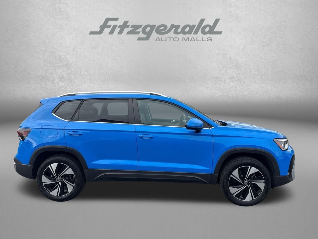 2025 Volkswagen Taos SE