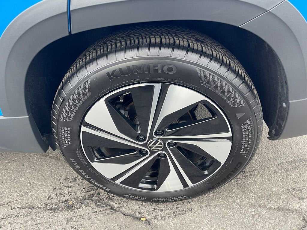 2025 Volkswagen Taos SE