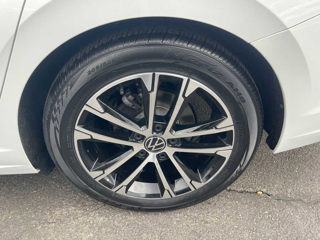 2023 Volkswagen Jetta Sport