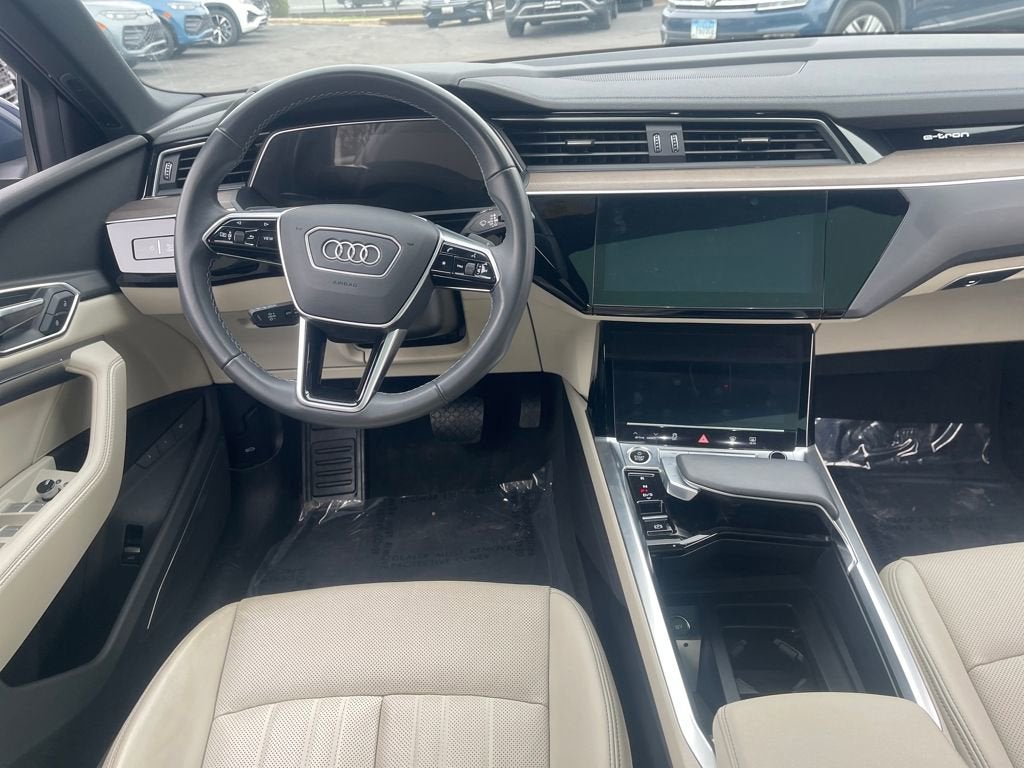 2024 Audi Q8 e-tron Sportback S line Premium Plus