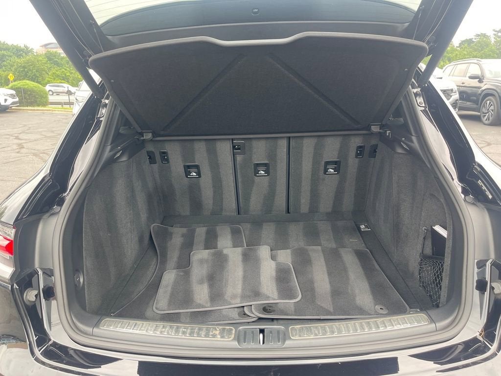 2024 Porsche Macan 4DR AWD