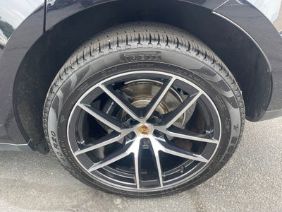 2024 Porsche Macan 4DR AWD