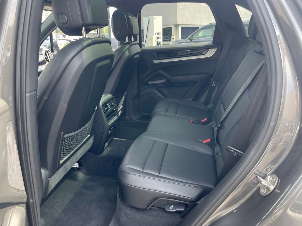 2024 Porsche Cayenne 4DR AWD