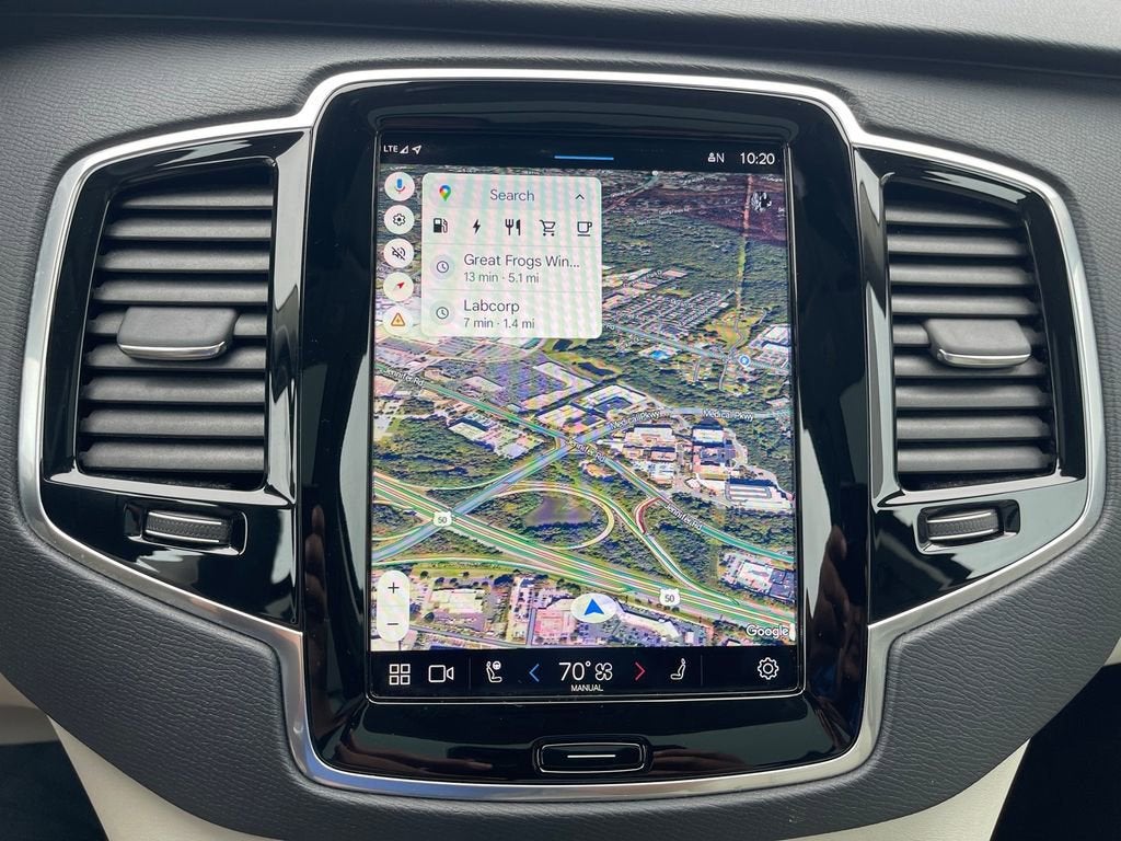 2023 Volvo XC90 Recharge Plug-In Hyb Plus Bright Theme