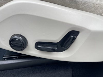 2023 Volvo XC90 Recharge Plug-In Hyb Plus Bright Theme