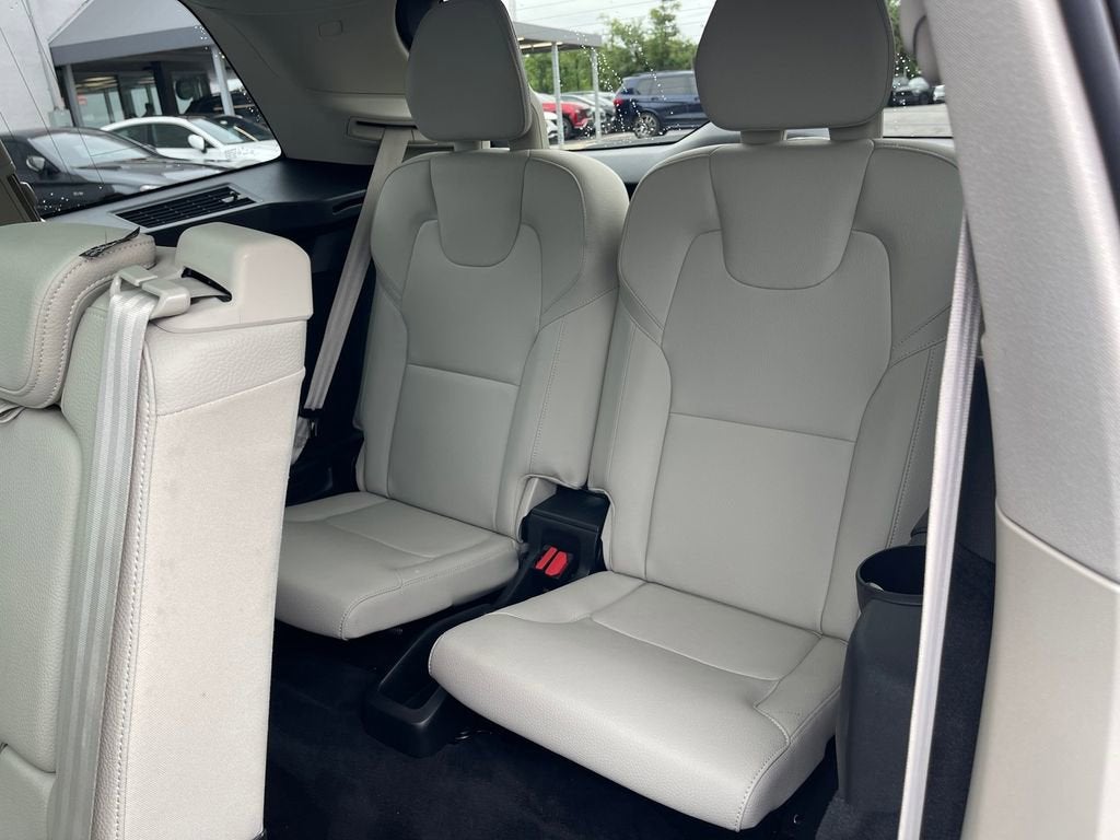 2023 Volvo XC90 Recharge Plug-In Hyb Plus Bright Theme