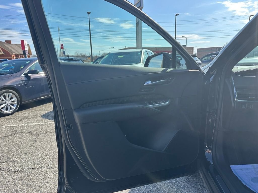 2023 Cadillac XT4 Sport