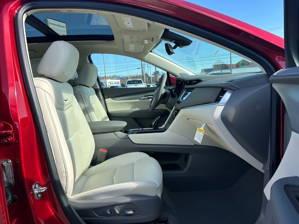 2026 Cadillac XT5 Premium Luxury