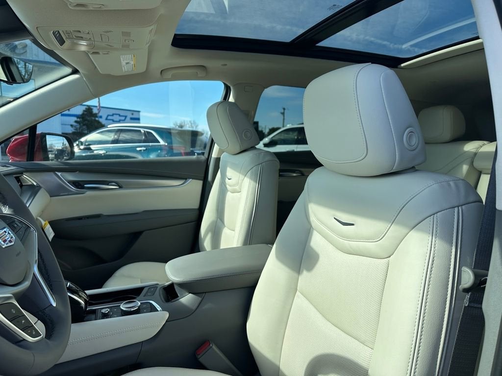 2026 Cadillac XT5 Premium Luxury