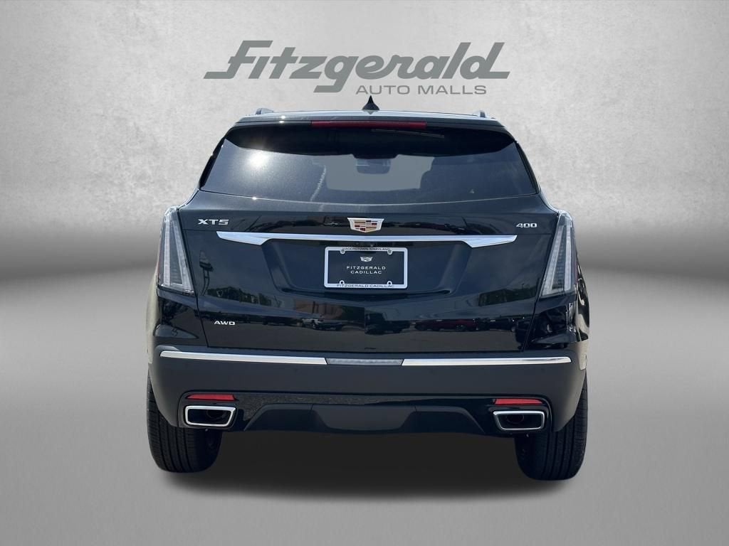 2026 Cadillac XT5 Sport